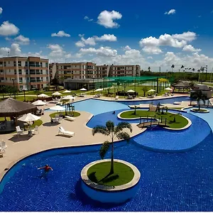 https://lazer-flat-condominio-muro-alto-clube.portodegalinhashotels.com